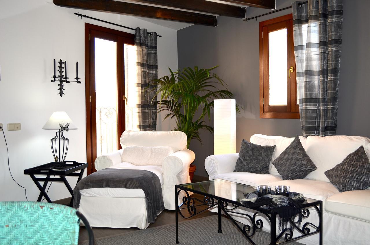 Edificio Roses Appartement Moscari